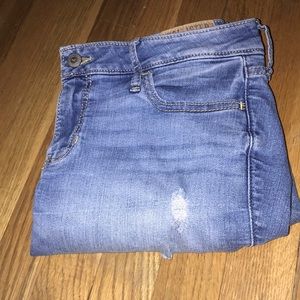 Hollister Ripped Skinny Jeans
